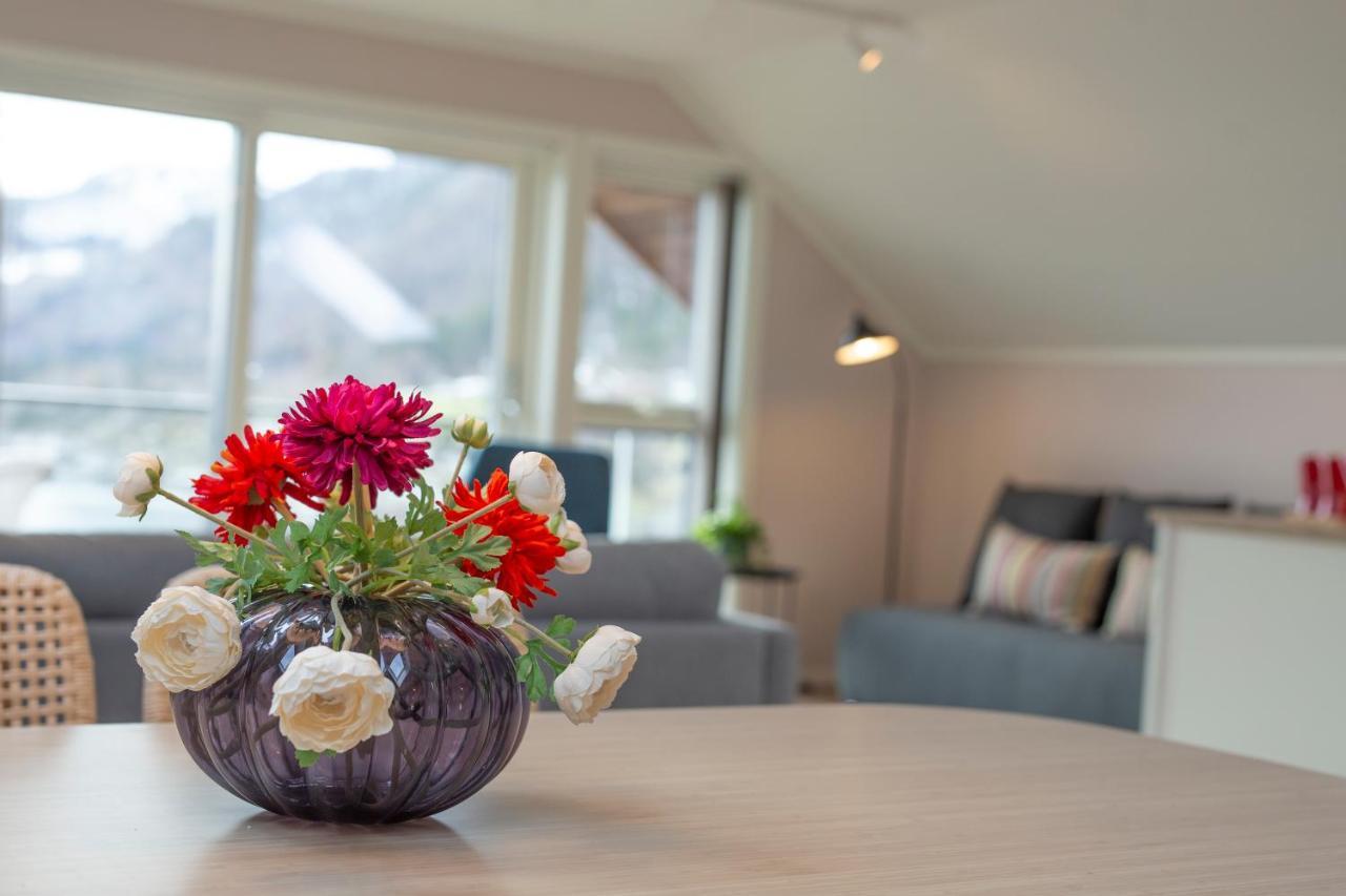 Lavik Fjord Hotel & Apartments Ngoại thất bức ảnh